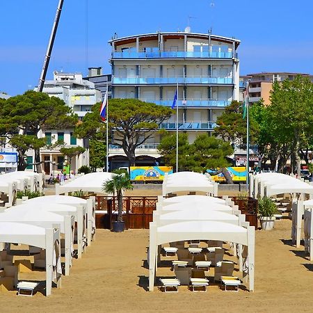 Sunbeach Apartments ลินญาโน ซับเบียโดโร ภายนอก รูปภาพ