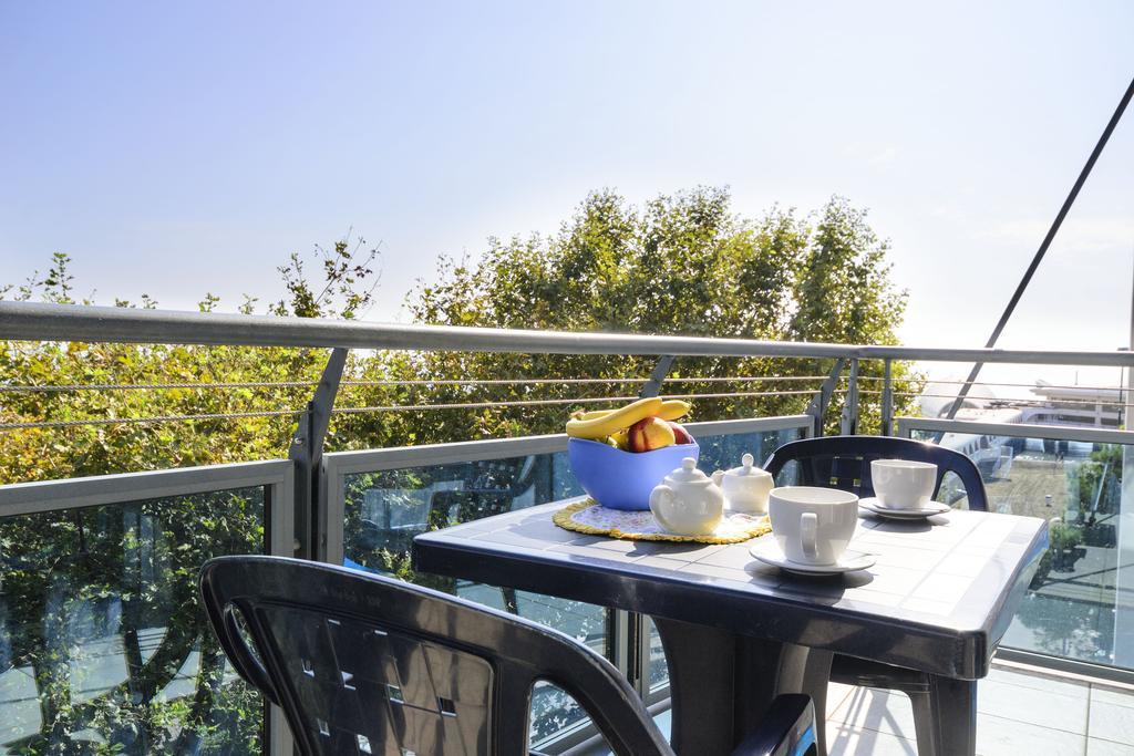 Sunbeach Apartments ลินญาโน ซับเบียโดโร ภายนอก รูปภาพ